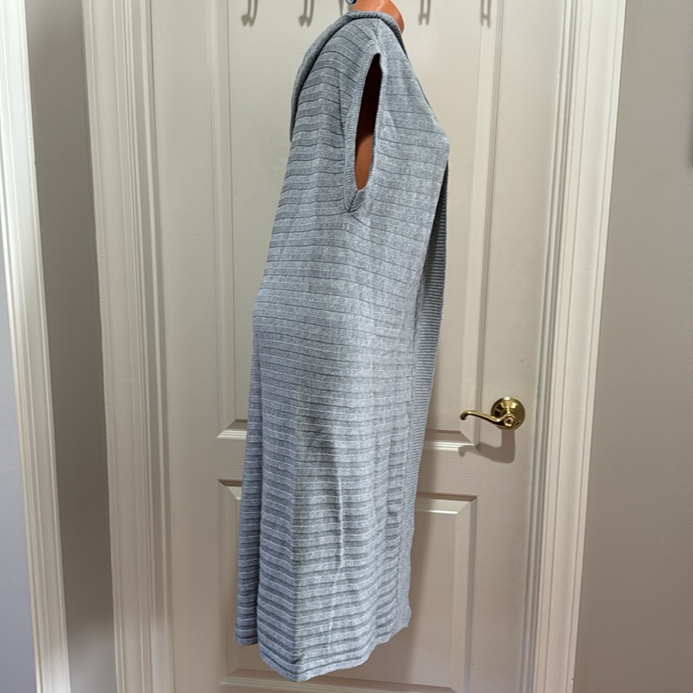 WHBM Sleeveless Hooded Duster Cardigan Vest Gray XS NWOT $100 - Picture 7 of 10